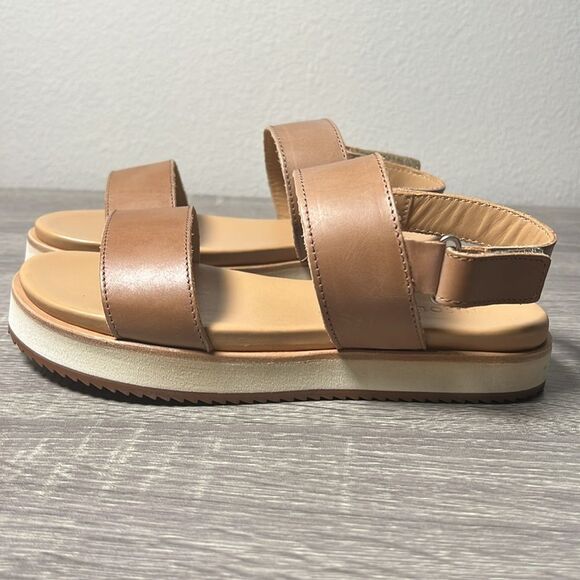Nisolo Go-To Flatform Sandal 2.0 Sandals Shoes - Picture 3 of 9